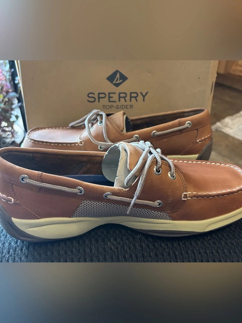 Sperry Intrepid Boat Shoes, Cognac Leather with Breathable Sides, NIB Retail $89